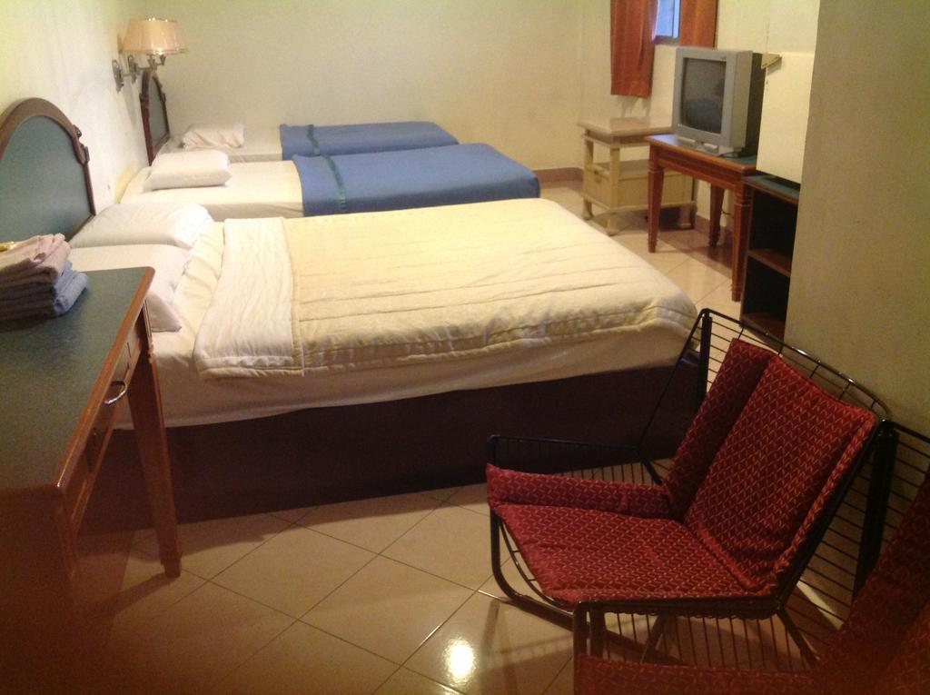 Hotel Morning Glory Kudat Extérieur photo