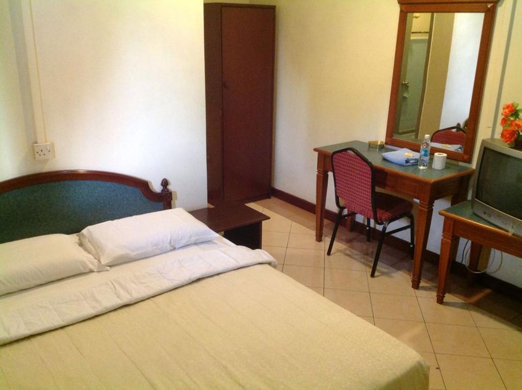 Hotel Morning Glory Kudat Chambre photo